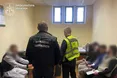 На Прикарпатті судитимуть п’ятьох осіб за кібершахрайство з рахунків 33 українців