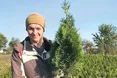 Вчорашній десантник вирощує овочі, зелень та хвойні