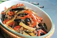 Теплий салат з м’ясом і овочами