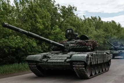 На Харківському напрямку ворог тримає оборону, - Генштаб