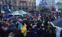 На Майдані коло Шевченка