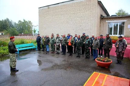 Перший загін "народного ополчения" у білорусі. Фото Цензор.НЕТ