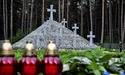 Інавгурація при спущених прапорах і поминальних свічках?