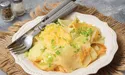 Картопля з цибулею і сиром у конверті