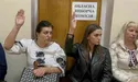 «Десять хвилин постояли і розійшлися…»