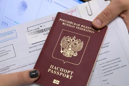 Німеччина посилила візові вимоги до росіян
