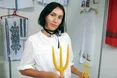 У воскової свічки — медовий аромат