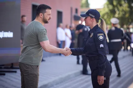 Зеленський вручив державні нагороди поліцейським