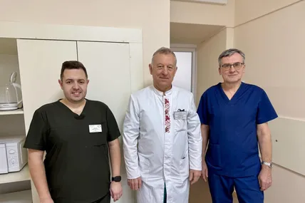 Команда лікарів Центру дитячої медицини. Лікарні Охматдит