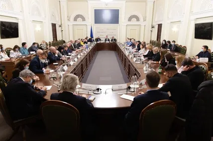 Жорстка позиція США та союзників зупинили Путіна, - Порошенко