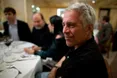 З «файлів Епштейна» зникли допити свідка, яка звинуватила Трампа