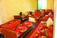 Жили по десятеро у кімнаті, а туалет – у парку...
