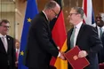 Британія та Німеччина підписали найбільший договір про співпрацю з часів Другої світової