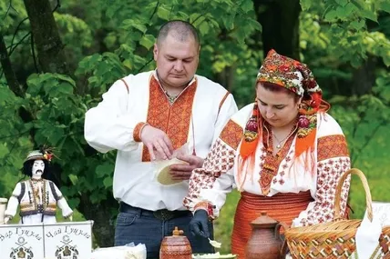 В асортименті Василя та Юлії Тирсіників – різноманітна крафтова продукція. Фото з архіву родини Тирсіників.