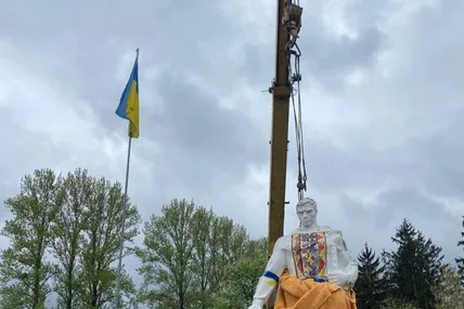 Декомунізація. Фото: Декомунізація Львівщини