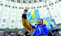 Янукович нікого звільняти не збирається...