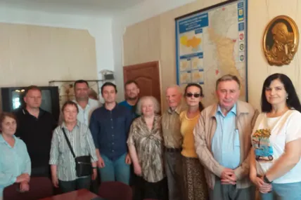 Керівники культурних товариств - учасники зборів. Фото авторки
