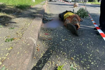 Наслідки атаки на Херсон. Фото: ОВА