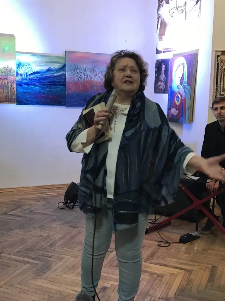 Пані Галина Чубай сипала жартами. 