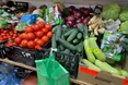 Кульок-”майка” в магазині по 2 гривні, на ринку — півтори, у супермаркеті — 10 копійок