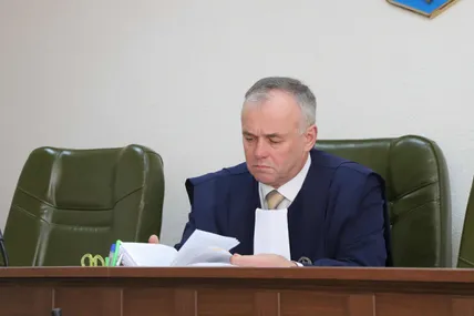 До судді Анатолія Ясельського є багато претензій як у потерпілих на Майдані, так і у прокурорів, які розслідували перевищення повноважень з боку «беркутівців». Фото із соцмереж