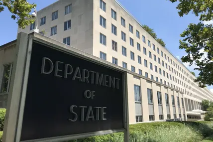Держдеп США дозволив співробітникам посольства виїхати з України