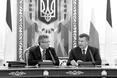 Коморовський – Януковичу: або Митний союз, або Європейський