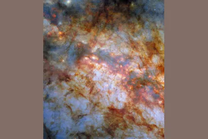 Телескоп Hubble зробив нове фото галактики Сигара