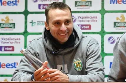 Головний тренер «Карпат» Владислав Лупашко. Фото fckarpaty.org.ua