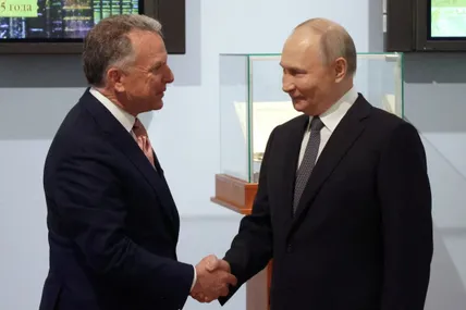 Спецпредставник президента США Стів Віткофф і володимир путін. Фото Reuters