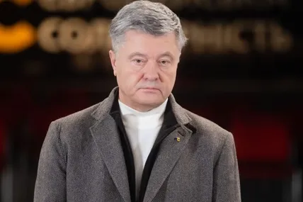 За "Вовину тисячу" прихильники Порошенка купують квитки до Києва, щоб зустріти лідера "ЄС"