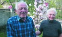 81-річний геолог Володимир Воробець доглядає сільські святині