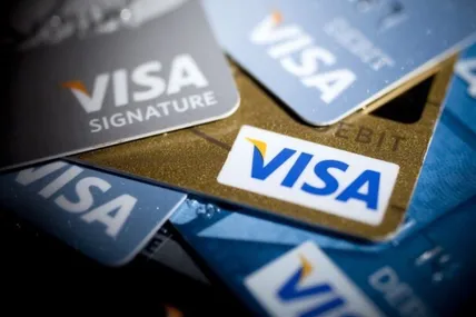 білорусь втратила зв’язок із міжнародною платіжною системою VISA. Фото із мережі
