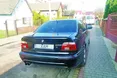 BMW із номером на три букви...
