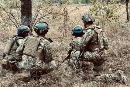 Сили оборони відбивають атаки ворога. Фото із мережі
