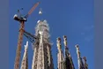 На найвищій вежі Sagrada Familia встановили хрест