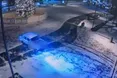 У Львові водій «ВАЗу» дрифтував біля центральної ялинки
