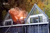 На Яворівщині вогнеборці ліквідували пожежу у відпочинковому будинку