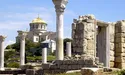 Нова парадигма? Але на стару імперську музику…
