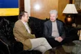 Порошенко на зустрічі з віце-премʼєром Польщі Сікорським: єднаймо зусилля, щоб ця війна не стала вічною