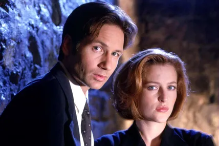 Виконавці головних ролей у серіалі The X-Files, Девід Духовни й Джиліан Ендерсон, здобули світову славу. Фото Everett Collection