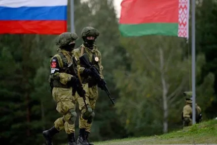 білорусь стягує техніку до українського кордону. Фото із мережі