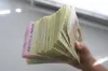 На Львівщині чиновницю військкомату спіймали на хабарі