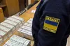 У фурі із соєю — понад тисяча пачок сигарет: на кордоні з Польщею викрили схованку