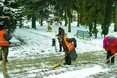 Вулиці прибирає «пенсія»