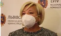 «Крім дотримання дистанції і носіння масок, треба вдягати рукавички»