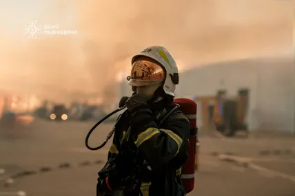 04.07.2026, 08:45				


									Рятувальники Львівщини за добу ліквідували 29 пожеж та врятували від знищення чотири будівлі							

										Протягом минулої доби рятувальники області здійснили 29 успішних виїздів на приборкання вогню. Завдяки 