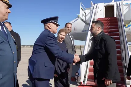 Зеленський вже прибув із візитом до США