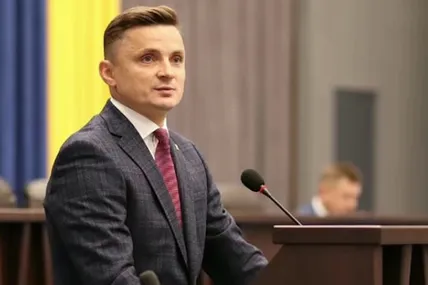 Політику Михайлу Головку інкримінують хабарництво, незаконне придбання і зберігання боєприпасів. Фото із соцмереж.