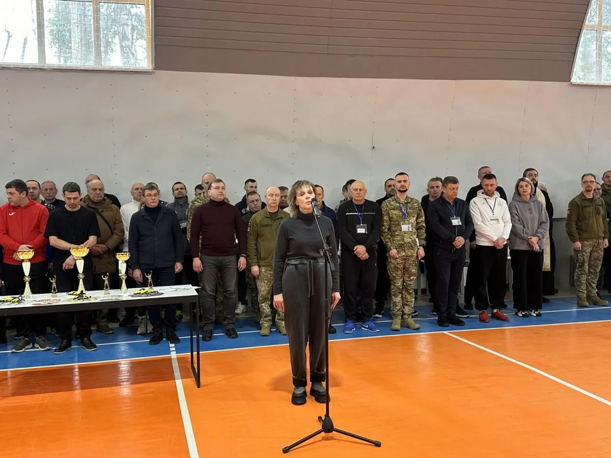 Привітала учасників турніру мама Устима Голоднюка - пані Ірина